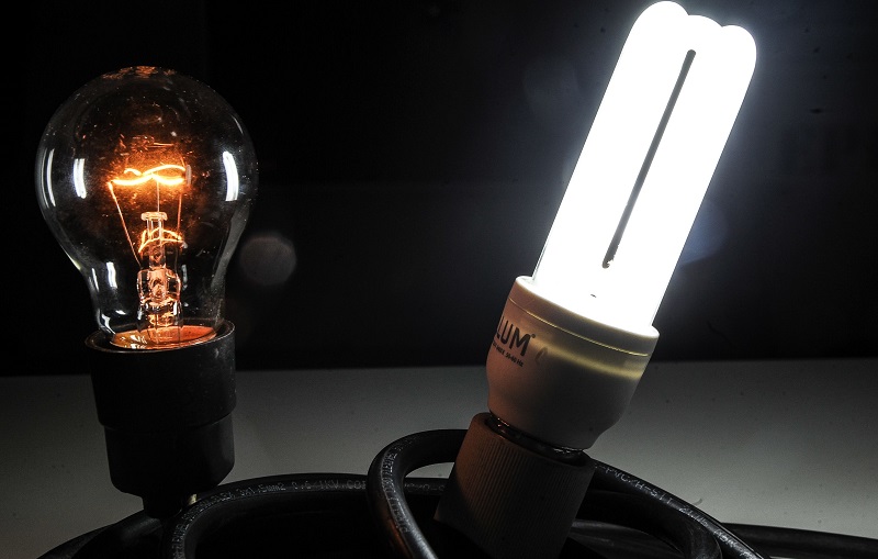 Hướng dẫn chi tiết cách tự lắp một bóng đèn điện chiếu sáng